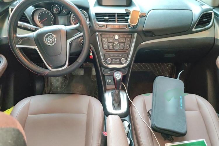 Used Buick Encore 2015 1.4T Automatic Two-Wheel Drive Urban Elite Version Center Console