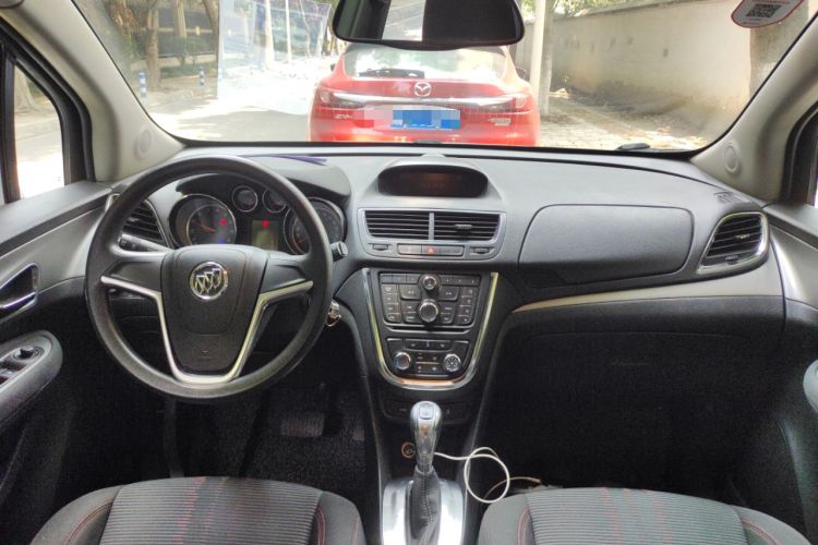 Used Buick Encore 2015 1.4T Automatic Two-Wheel Drive Urban Elite Version Center Console