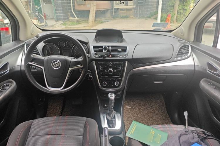 Used Buick Encore 2015 1.4T Automatic Two-Wheel Drive Urban Elite Version Center Console