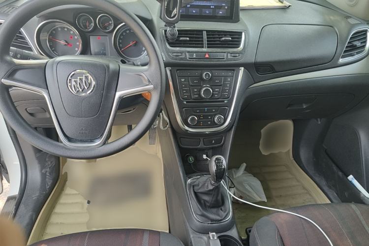 Used Buick Encore 2015 1.4T Manual Two-Wheel Drive Urban Advanced Model Center Console