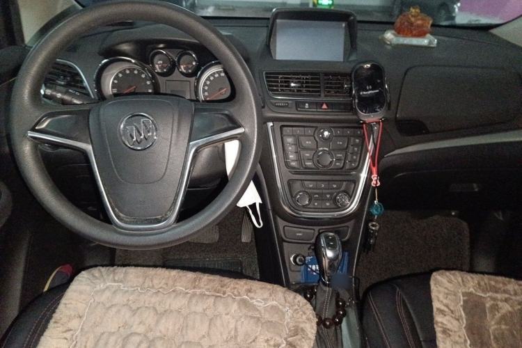 Used Buick Encore 2015 1.4T Automatic Two-Wheel Drive Urban Elite Version Center Console