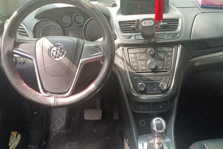 Used Buick Encore 2015 1.4T Automatic Two-Wheel Drive Urban Elite Version Center Console