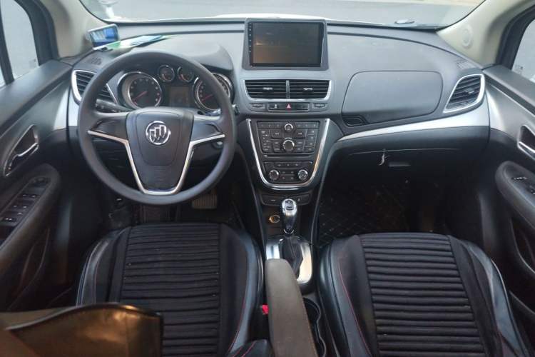 Used Buick Encore 2015 1.4T Automatic Two-Wheel Drive Urban Elite Version Center Console