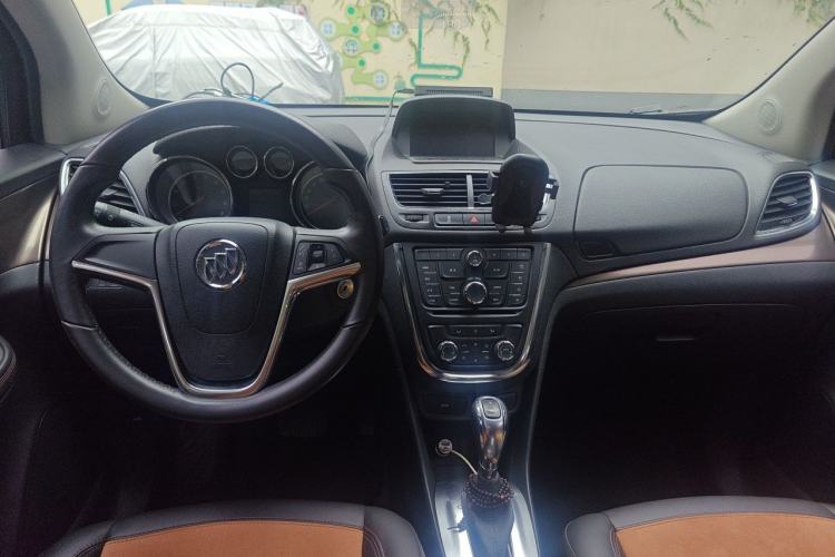 Used Buick Encore 2015 1.4T Automatic Two-Wheel Drive Urban Leading Model Center Console