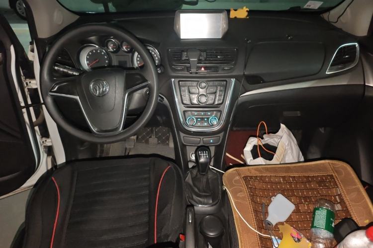 Used Buick Encore 2015 1.4T Manual Two-Wheel Drive Urban Advanced Model Center Console