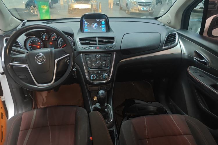 Used Buick Encore 2015 1.4T Manual Two-Wheel Drive Urban Advanced Model Center Console