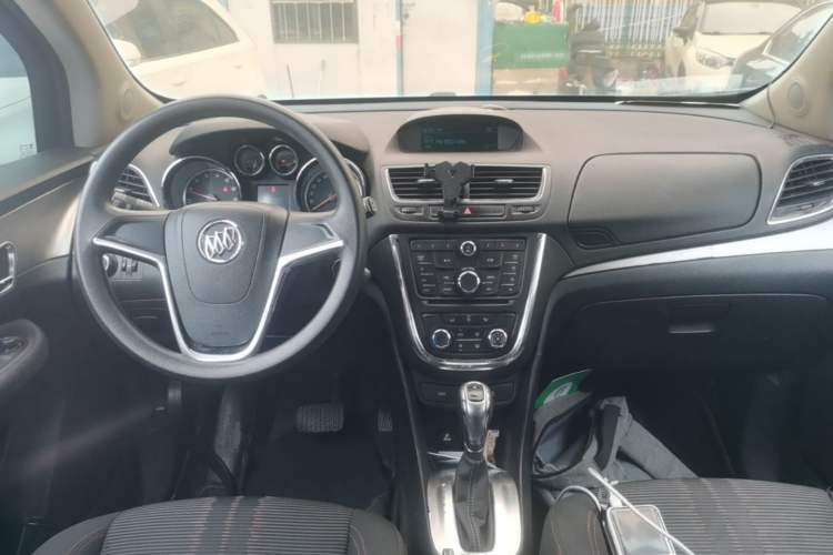 Used Buick Encore 2015 1.4T Automatic Two-Wheel Drive Urban Elite Version Center Console
