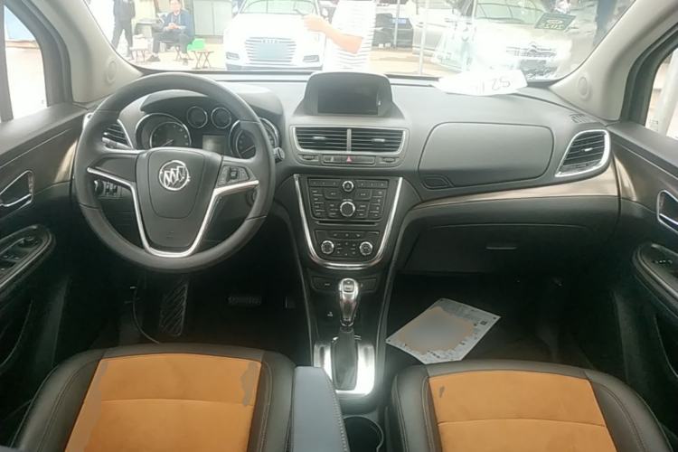Used Buick Encore 2015 1.4T Automatic Two-Wheel Drive Urban Leading Model Center Console