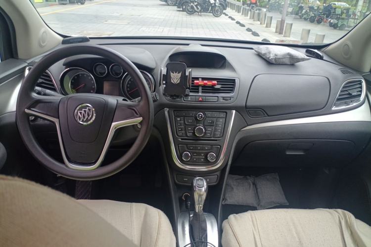 Used Buick Encore 2015 1.4T Automatic Two-Wheel Drive Urban Elite Version Center Console