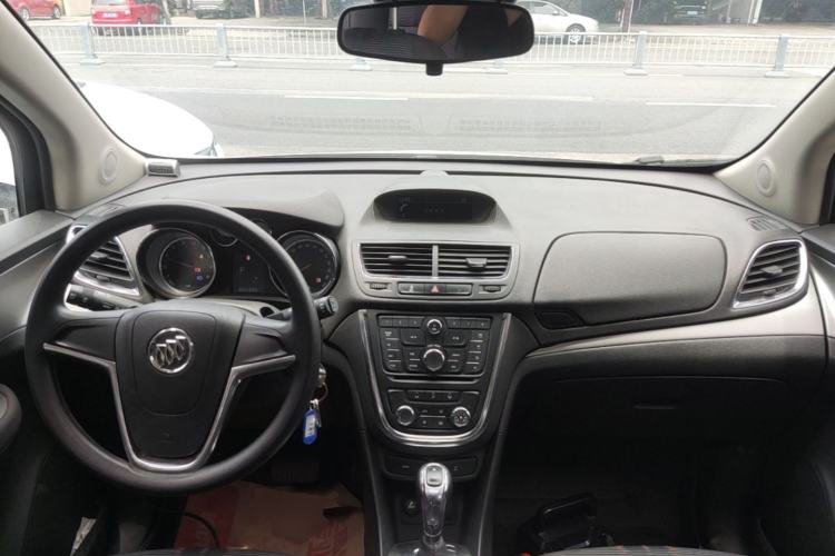 Used Buick Encore 2015 1.4T Automatic Two-Wheel Drive Urban Elite Version Center Console