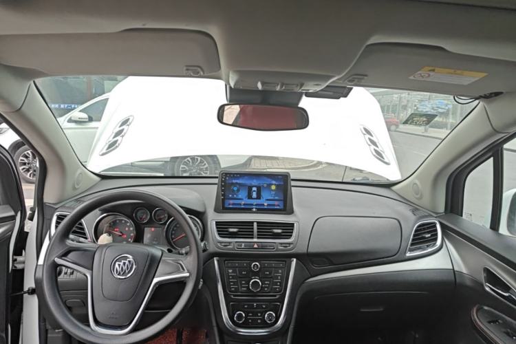 Used Buick Encore 2015 1.4T Automatic Two-Wheel Drive Urban Elite Version Center Console