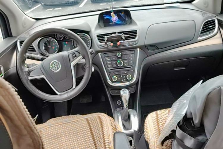Used Buick Encore 2015 1.4T Automatic Two-Wheel Drive Urban Leading Model Center Console
