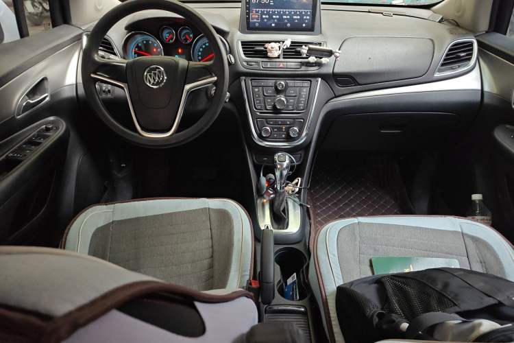 Used Buick Encore 2015 1.4T Automatic Two-Wheel Drive Urban Elite Version Center Console