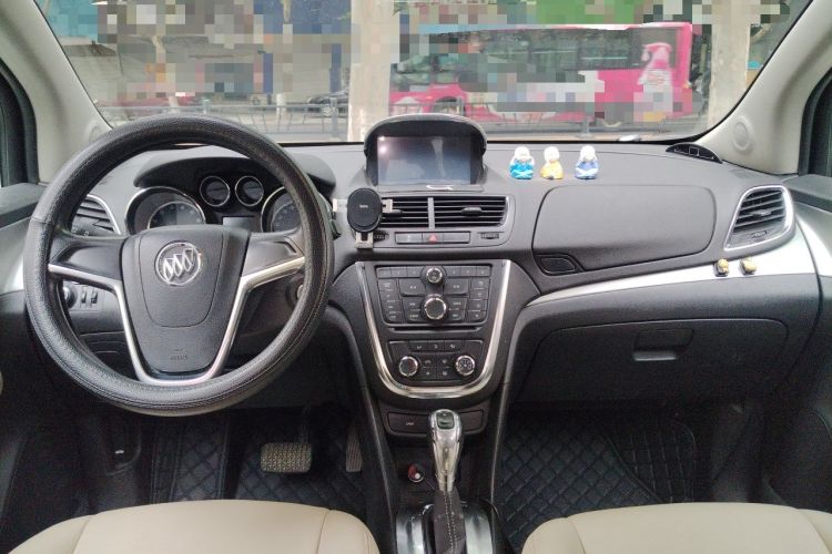Used Buick Encore 2015 1.4T Automatic Two-Wheel Drive Urban Elite Version Center Console