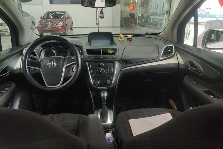 Used Buick Encore 2015 1.4T Automatic Two-Wheel Drive Urban Elite Version Center Console