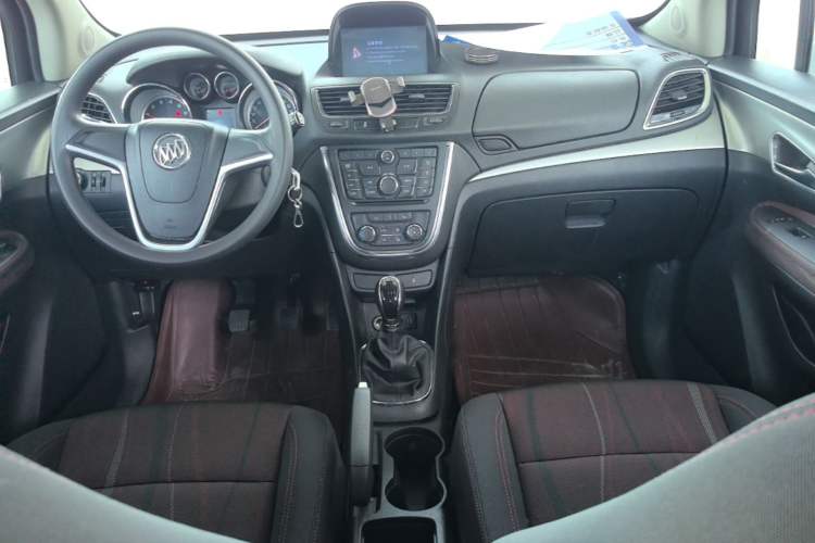 Used Buick Encore 2015 1.4T Manual Two-Wheel Drive Urban Advanced Model Center Console