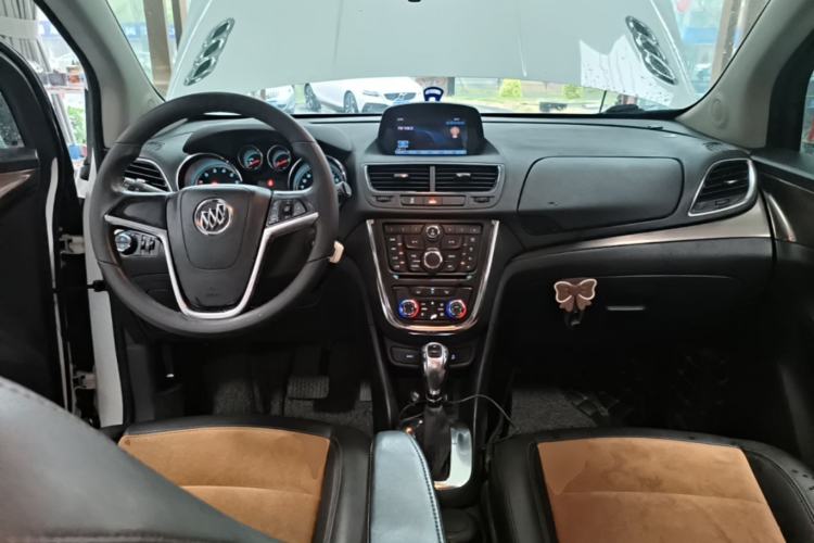 Used Buick Encore 2015 1.4T Automatic Two-Wheel Drive Urban Leading Model Center Console