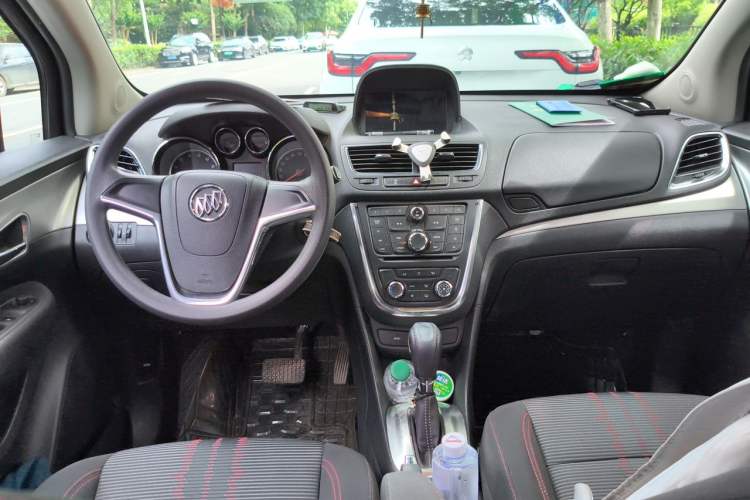 Used Buick Encore 2015 1.4T Automatic Two-Wheel Drive Urban Elite Version Center Console