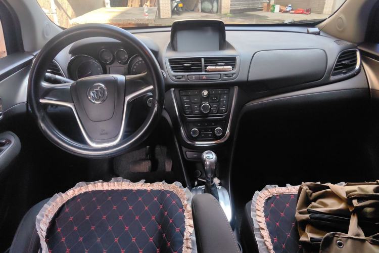 Used Buick Encore 2015 1.4T Automatic Two-Wheel Drive Urban Elite Version Center Console