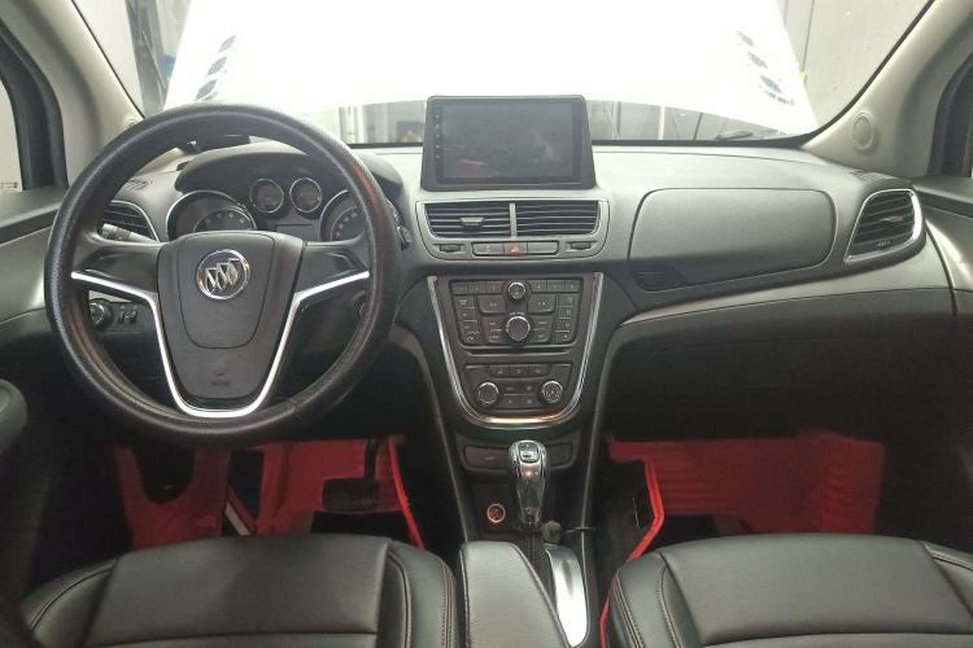 Used Buick Encore 2015 1.4T Automatic Two-Wheel Drive Urban Elite Version Center Console