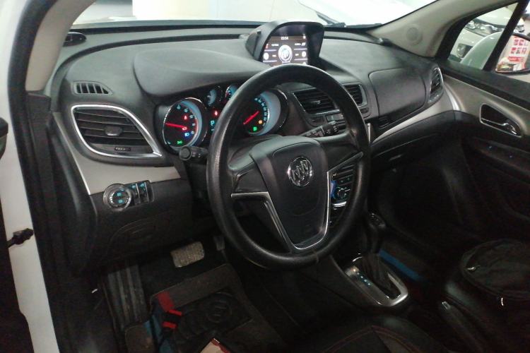 Used Buick Encore 2015 1.4T Automatic Two-Wheel Drive Urban Elite Version Center Console