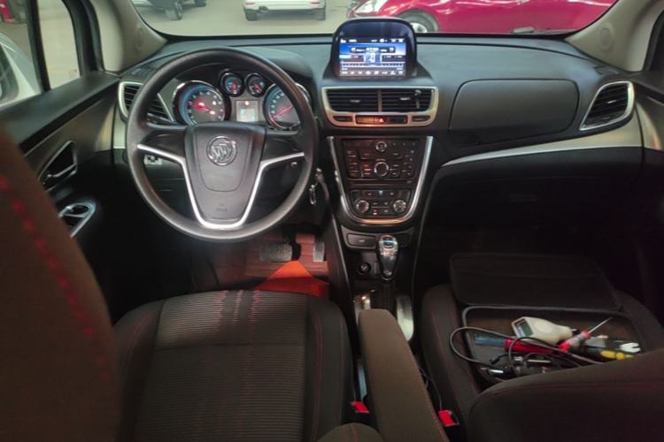 Used Buick Encore 2015 1.4T Automatic Two-Wheel Drive Urban Elite Version Center Console