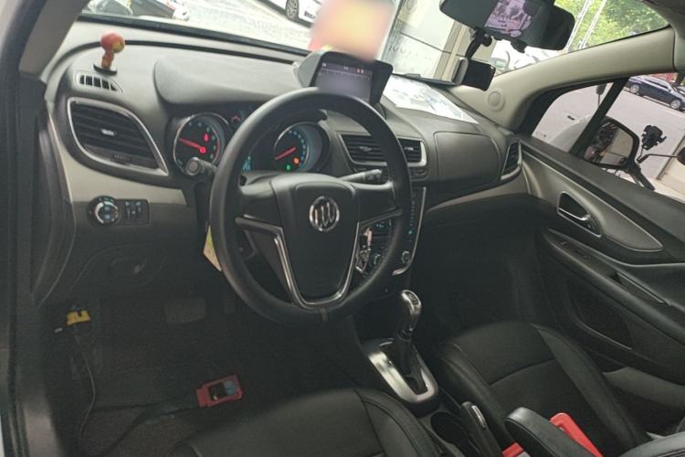 Used Buick Encore 2015 1.4T Automatic Two-Wheel Drive Urban Elite Version Center Console