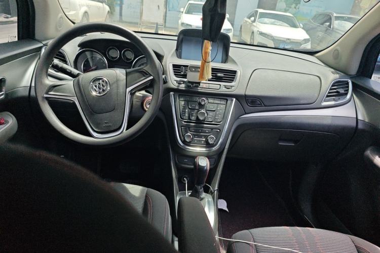 Used Buick Encore 2015 1.4T Automatic Two-Wheel Drive Urban Elite Version Center Console