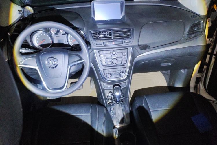 Used Buick Encore 2015 1.4T Automatic Two-Wheel Drive Urban Elite Version Center Console