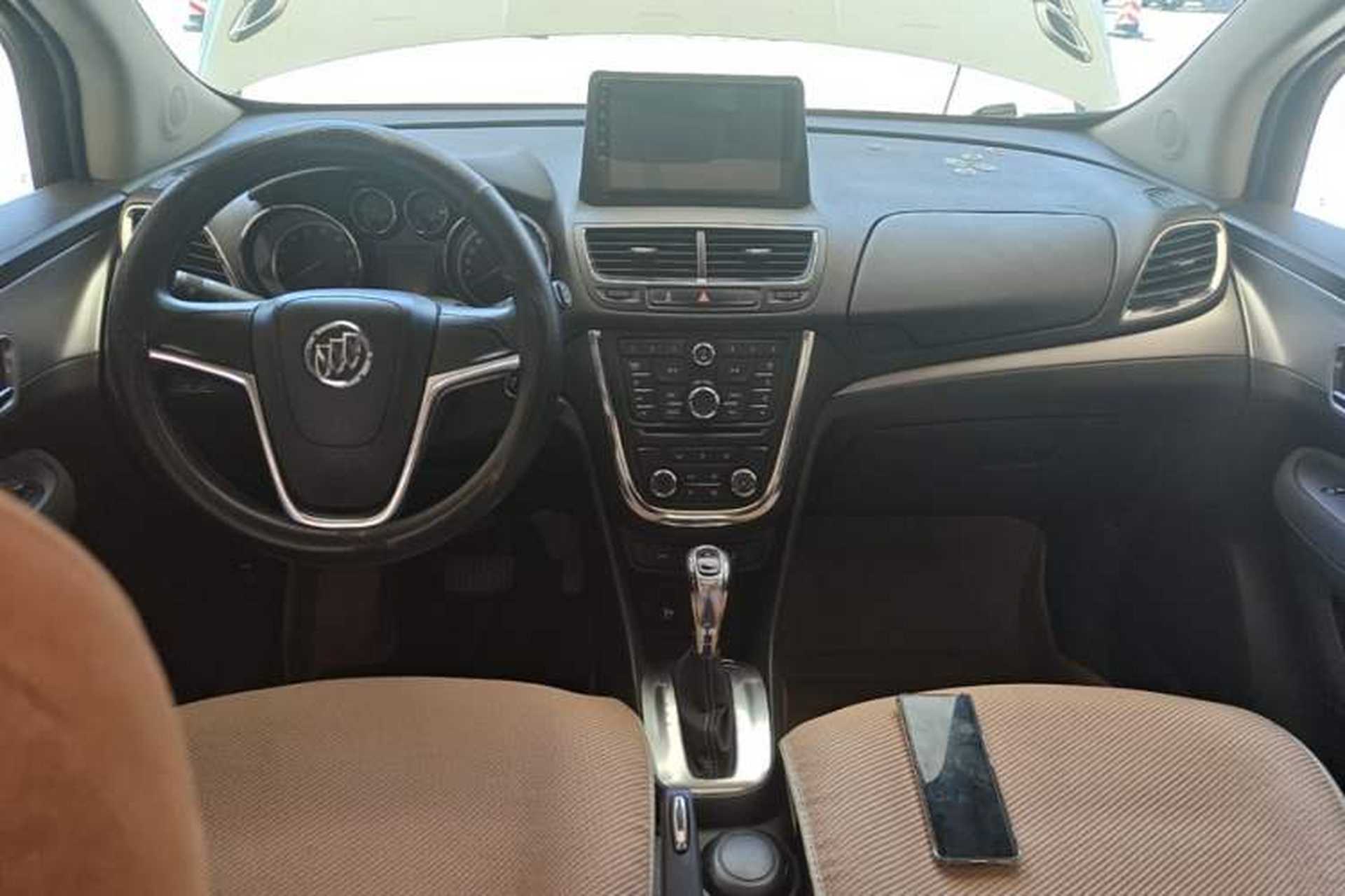 Used Buick Encore 2015 1.4T Automatic Two-Wheel Drive Urban Elite Version Center Console