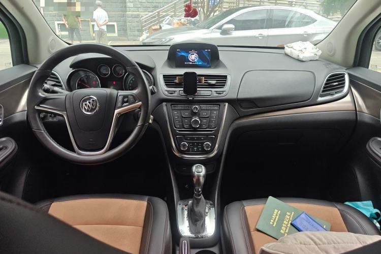 Used Buick Encore 2015 1.4T Automatic Two-Wheel Drive Urban Leading Model Center Console