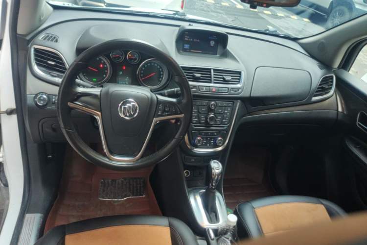 Used Buick Encore 2015 1.4T Automatic Two-Wheel Drive Urban Leading Model Center Console