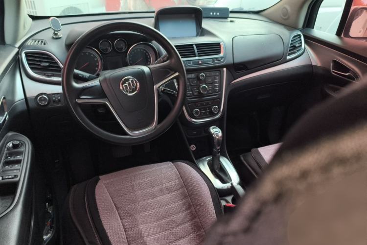 Used Buick Encore 2015 1.4T Automatic Two-Wheel Drive Urban Elite Version Center Console