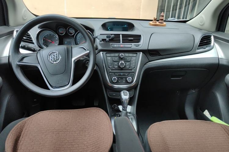 Used Buick Encore 2015 1.4T Automatic Two-Wheel Drive Urban Elite Version Center Console