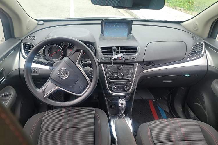 Used Buick Encore 2015 1.4T Automatic Two-Wheel Drive Urban Elite Version Center Console