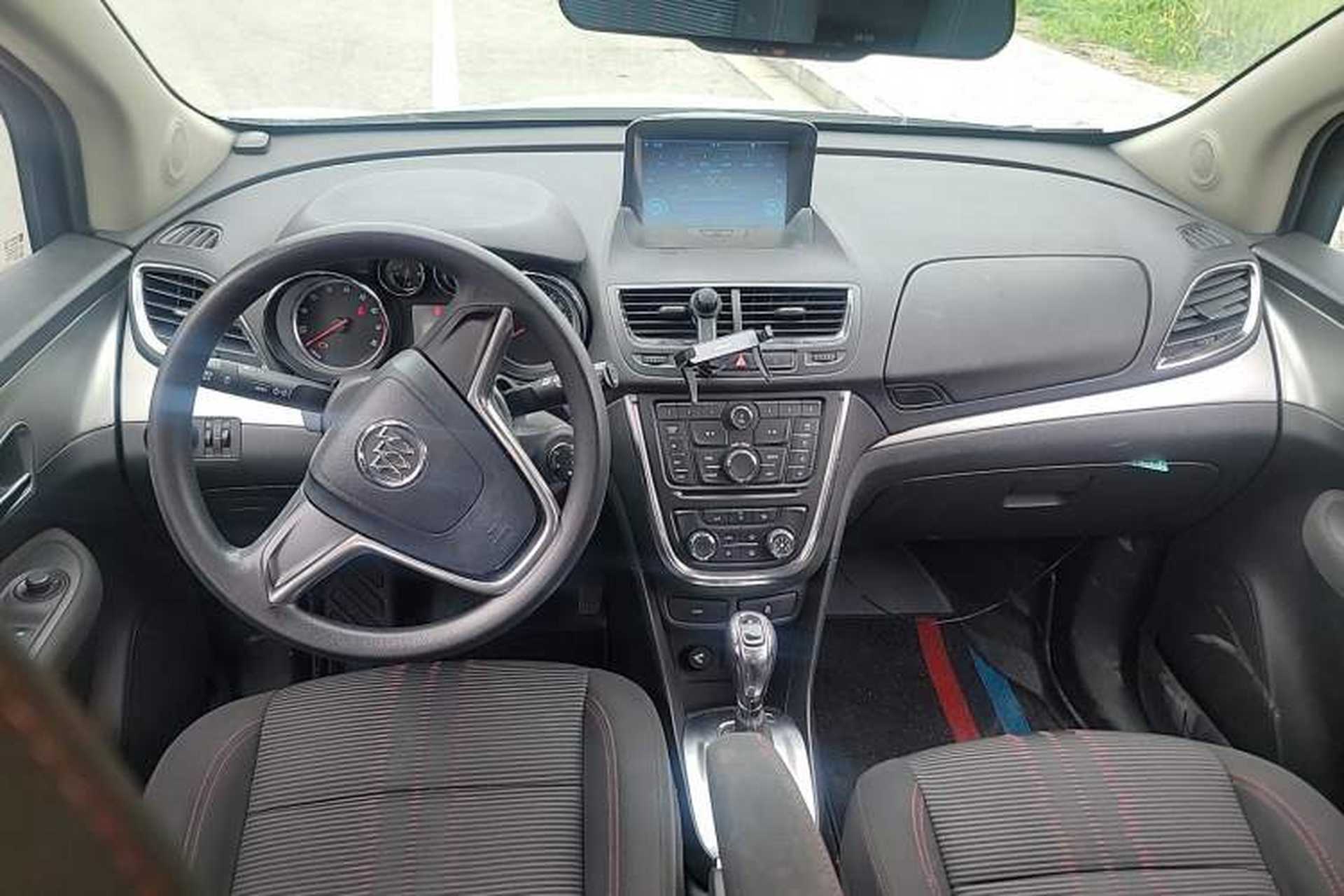 Used Buick Encore 2015 1.4T Automatic Two-Wheel Drive Urban Elite Version Center Console