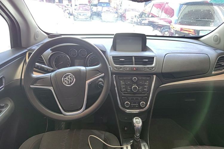 Used Buick Encore 2015 1.4T Automatic Two-Wheel Drive Urban Elite Version Center Console