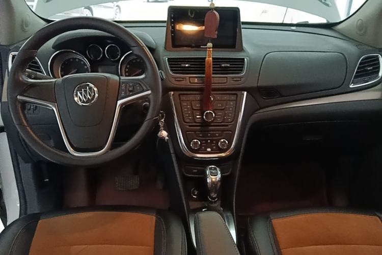 Used Buick Encore 2015 1.4T Automatic Two-Wheel Drive Urban Leading Model Center Console