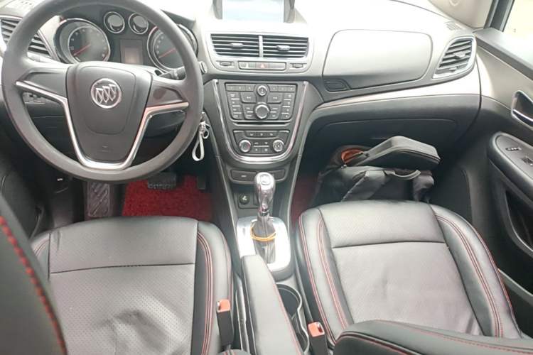 Used Buick Encore 2015 1.4T Automatic Two-Wheel Drive Urban Elite Version Center Console