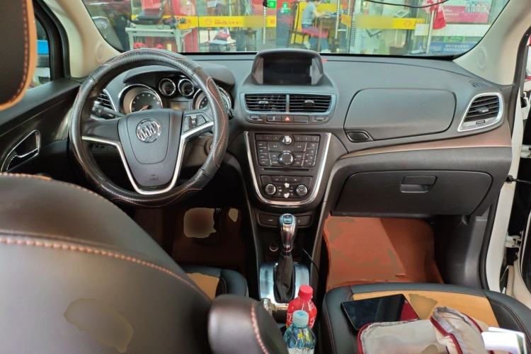 Used Buick Encore 2015 1.4T Automatic Two-Wheel Drive Urban Leading Model Center Console