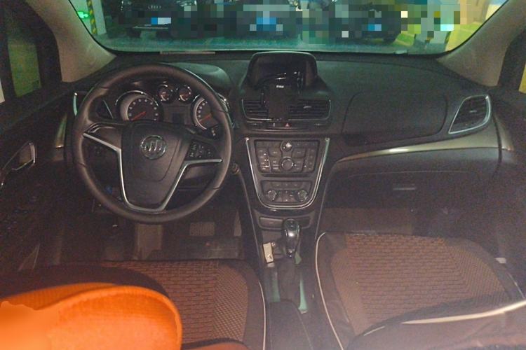 Used Buick Encore 2015 1.4T Automatic Two-Wheel Drive Urban Leading Model Center Console