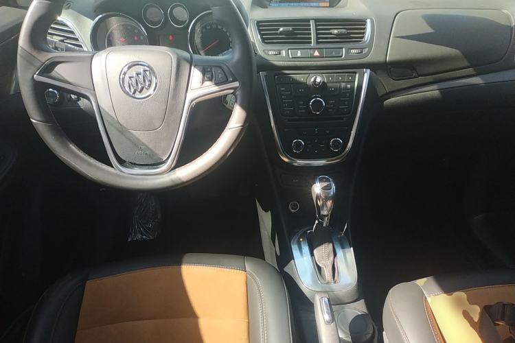 Used Buick Encore 2015 1.4T Automatic Two-Wheel Drive Urban Leading Model Center Console