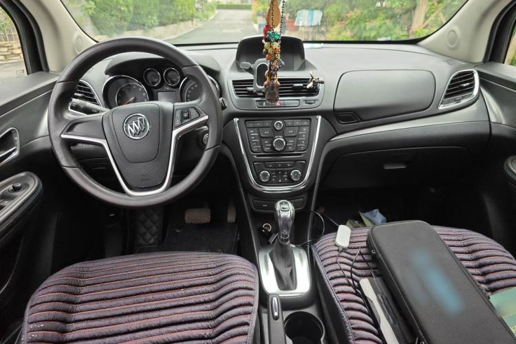 Used Buick Encore 2015 1.4T Automatic Two-Wheel Drive Urban Leading Model Center Console
