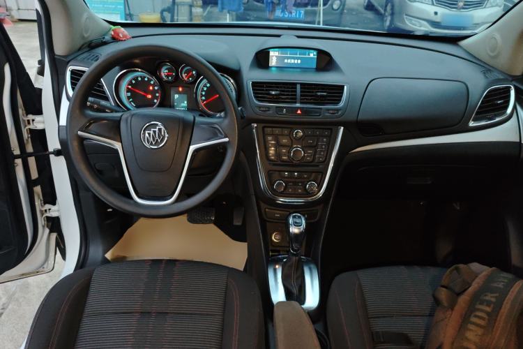 Used Buick Encore 2015 1.4T Automatic Two-Wheel Drive Urban Elite Version Center Console