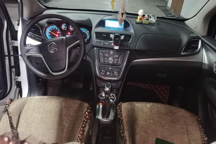 Used Buick Encore 2015 1.4T Automatic Two-Wheel Drive Urban Elite Version Center Console