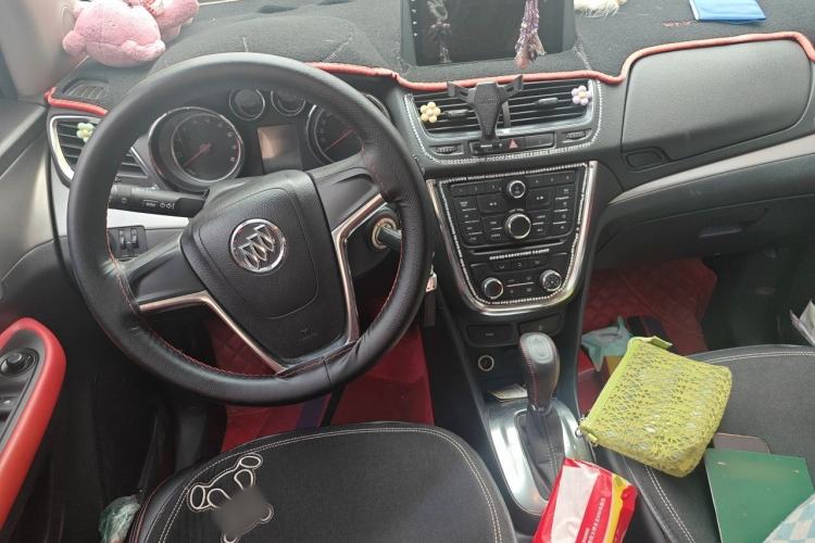 Used Buick Encore 2015 1.4T Automatic Two-Wheel Drive Urban Elite Version Center Console