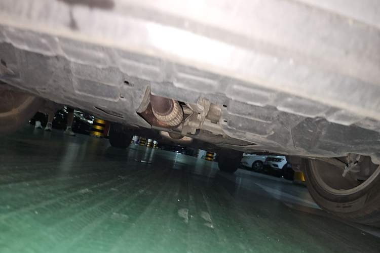 Used Buick Encore 2015 1.4T Automatic Two-Wheel Drive Urban Elite Version Chassis Front