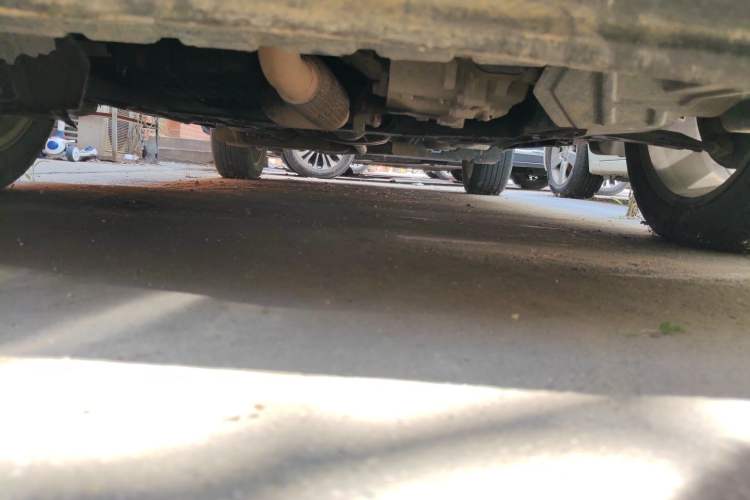 Used Buick Encore 2015 1.4T Automatic Two-Wheel Drive Urban Elite Version Chassis Front