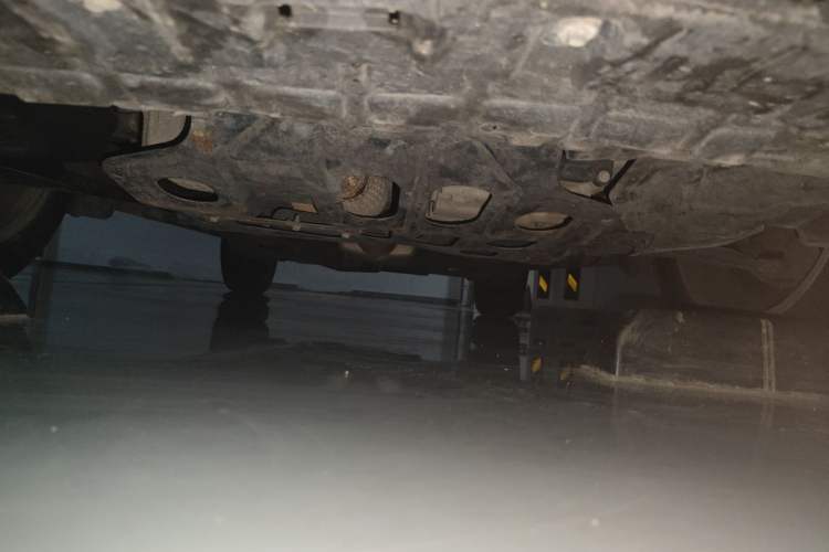Used Buick Encore 2015 1.4T Automatic Two-Wheel Drive Urban Elite Version Chassis Front