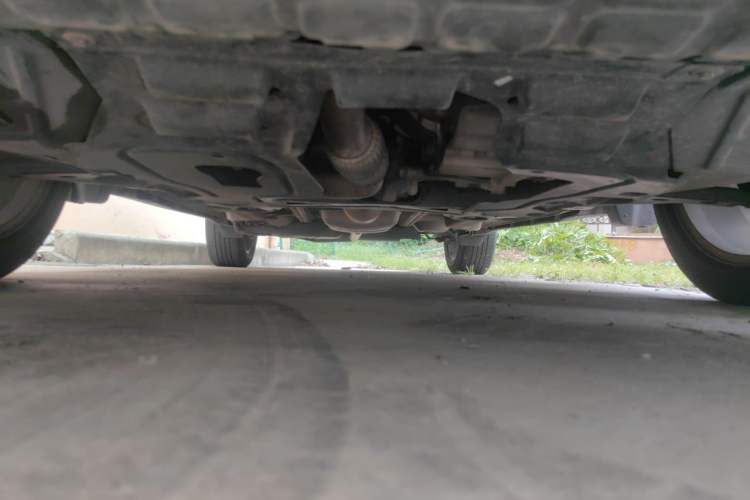 Used Buick Encore 2015 1.4T Automatic Two-Wheel Drive Urban Elite Version Chassis Front